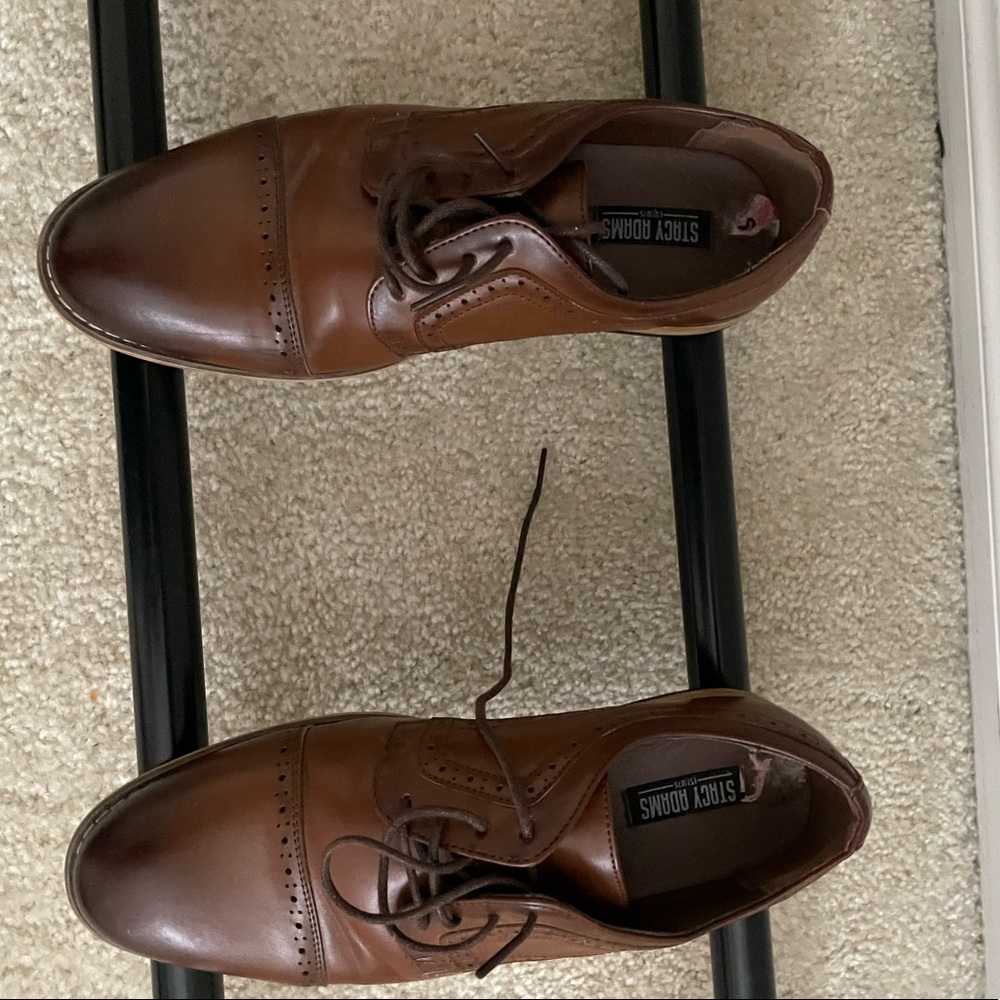 Neat shoes, beautiful color.